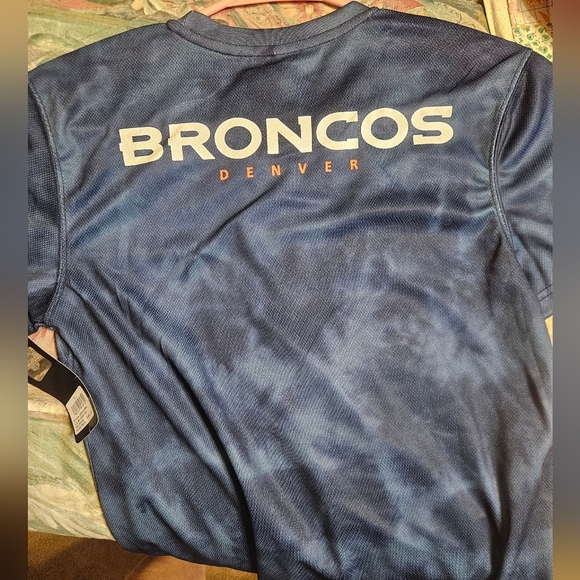 Youth NFL Denver Broncos Short Sleeve Tee - Picture 2 of 5